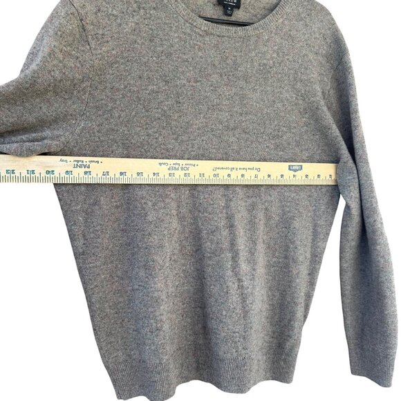 J.Crew 100% Cashmere Gray Heather Crewneck Sweater. Mens Size M - Picture 4 of 7